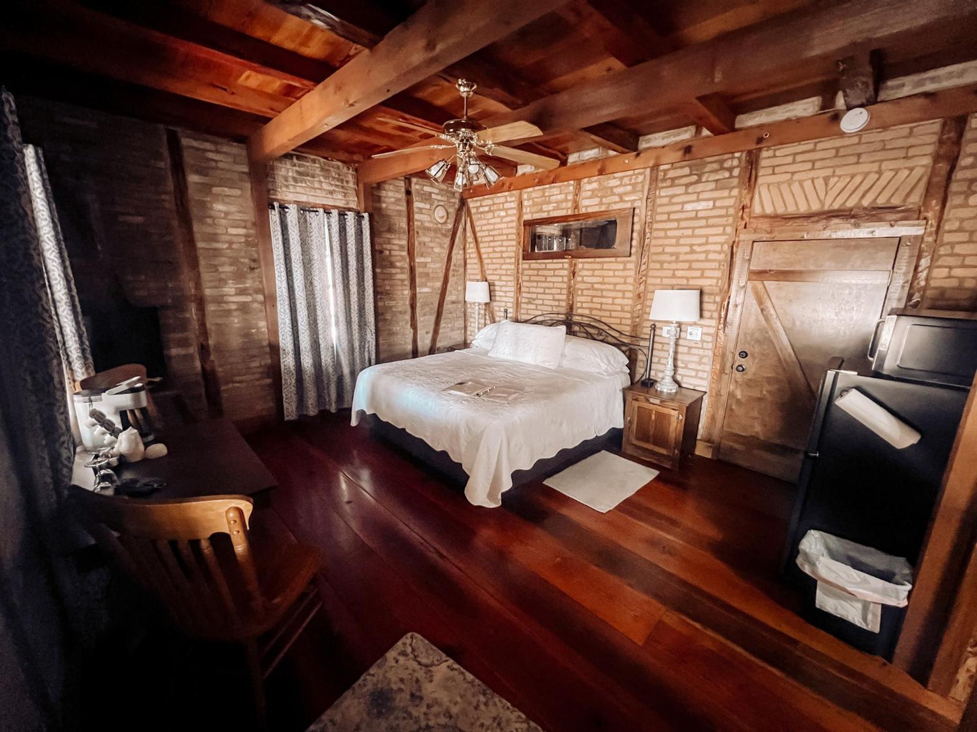Gruene Cottages Нью Браунфелс Экстерьер фото